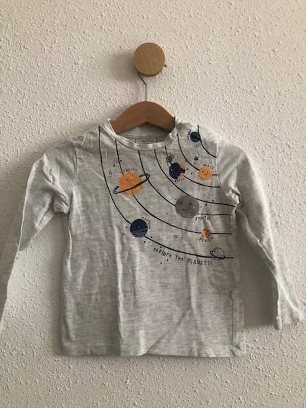 Longsleeve met Planeten
