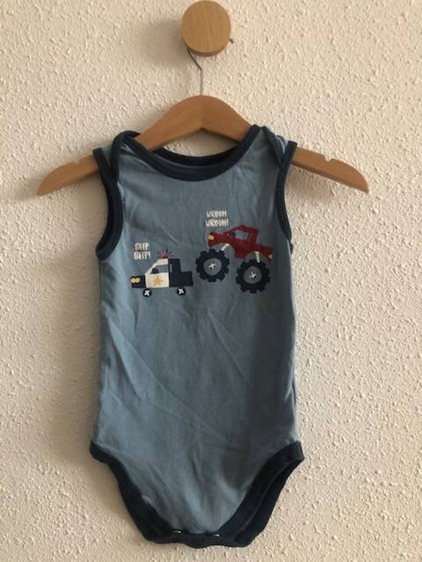 Rompertje met voertuigen