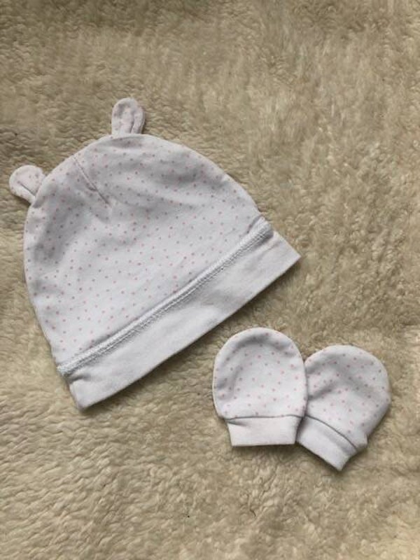 Setje Mutsje en Krabhandschoentjes