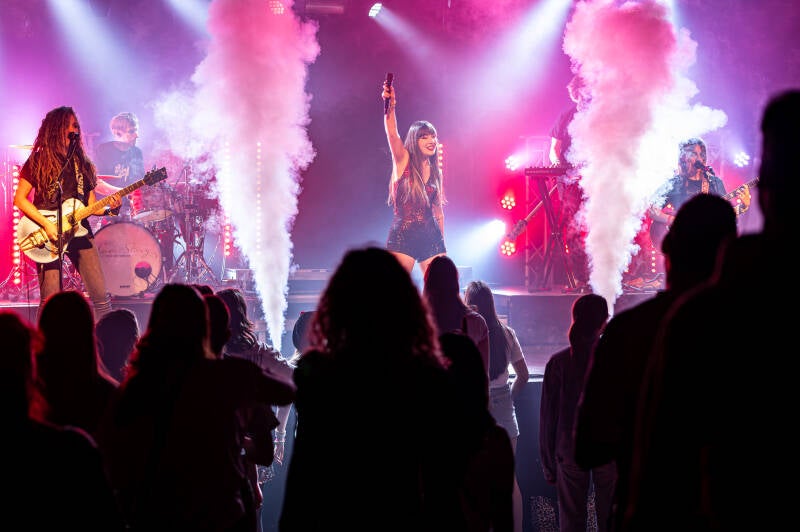 Love Story - Taylor Tribute Band