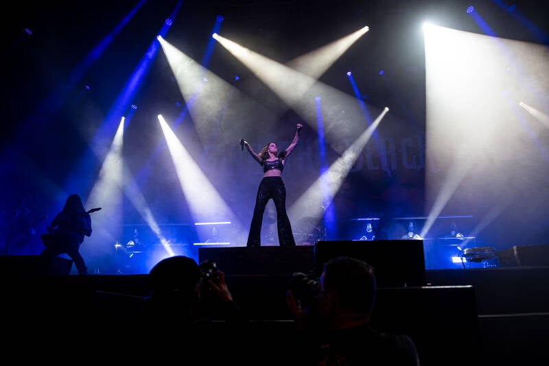 The Rock Circus - Beyond the Black 