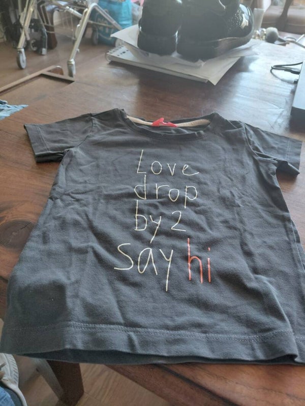 Grijs t-shirtje 104