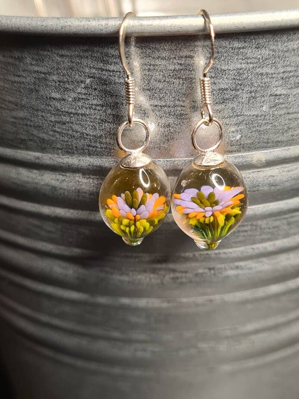 Mini implosion earrings