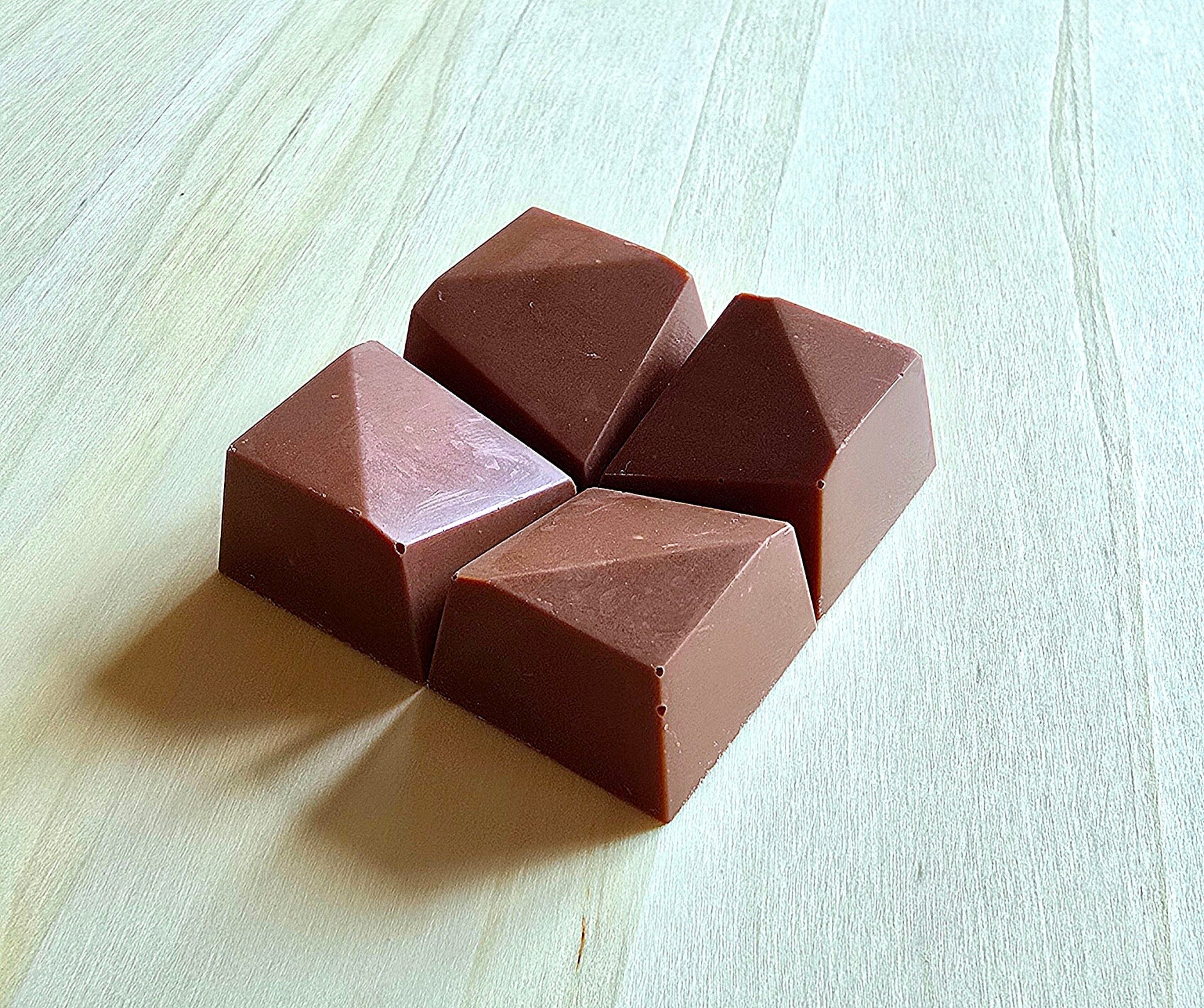 bonbon met koffie ganache per 5 (met een krokantje van koekkruimels) melk