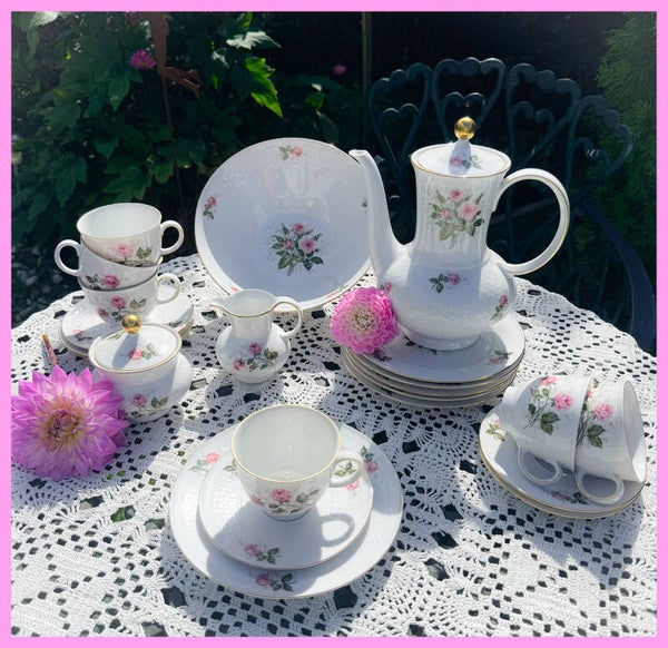 Brocant ontbijtservies high tea servies Annabell