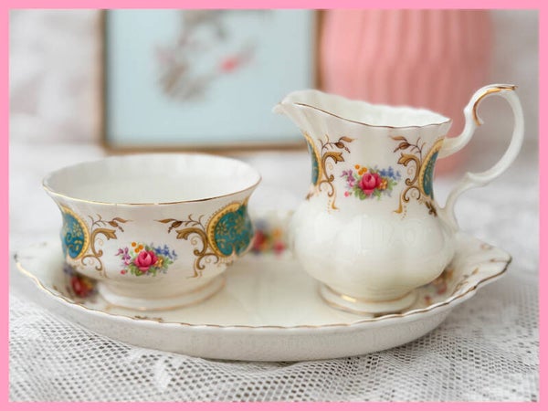 Brocant roomstel suiker melk Royal Albert Berkeley