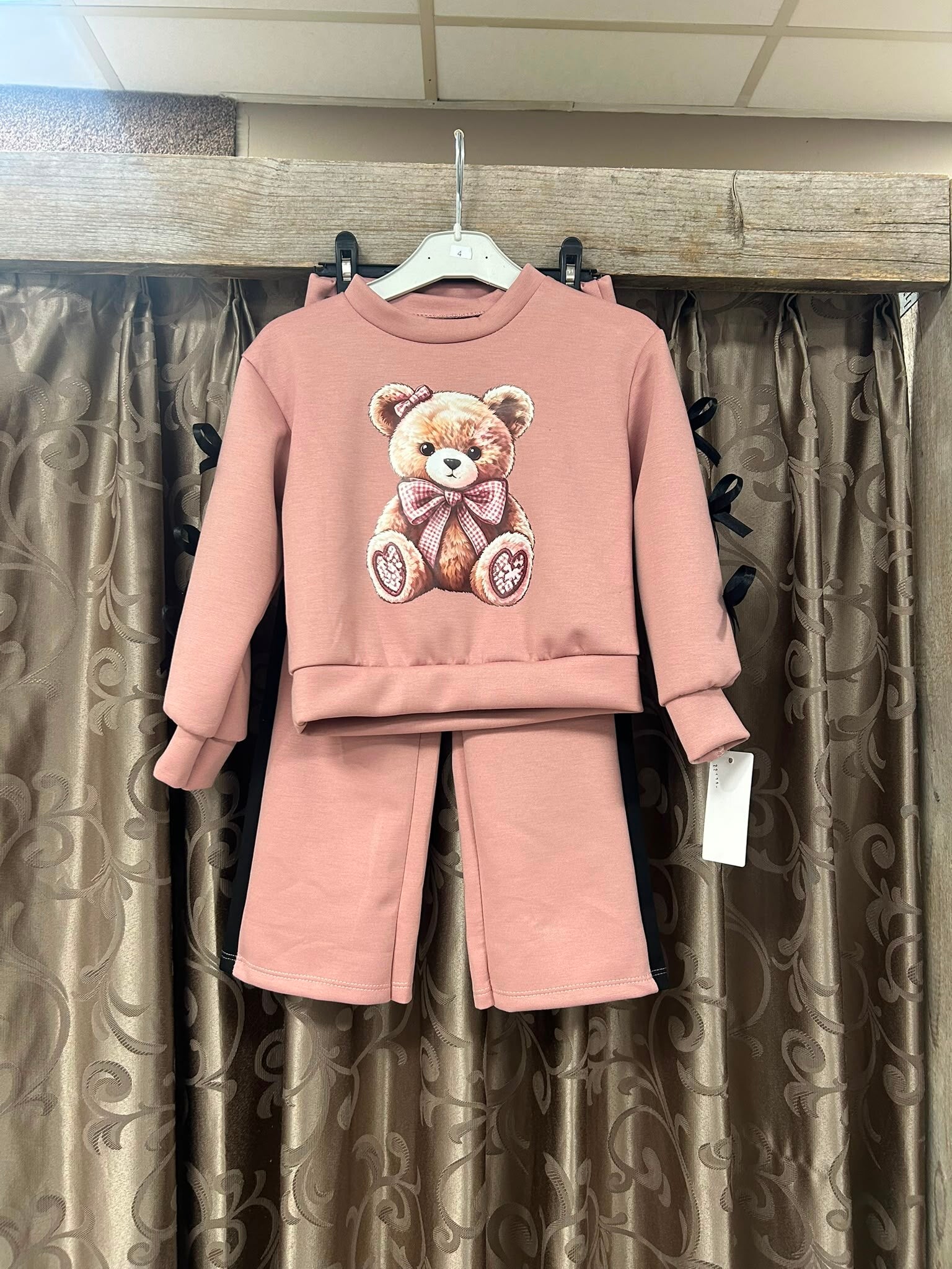 Meisjes set beer met strikje roze/groen