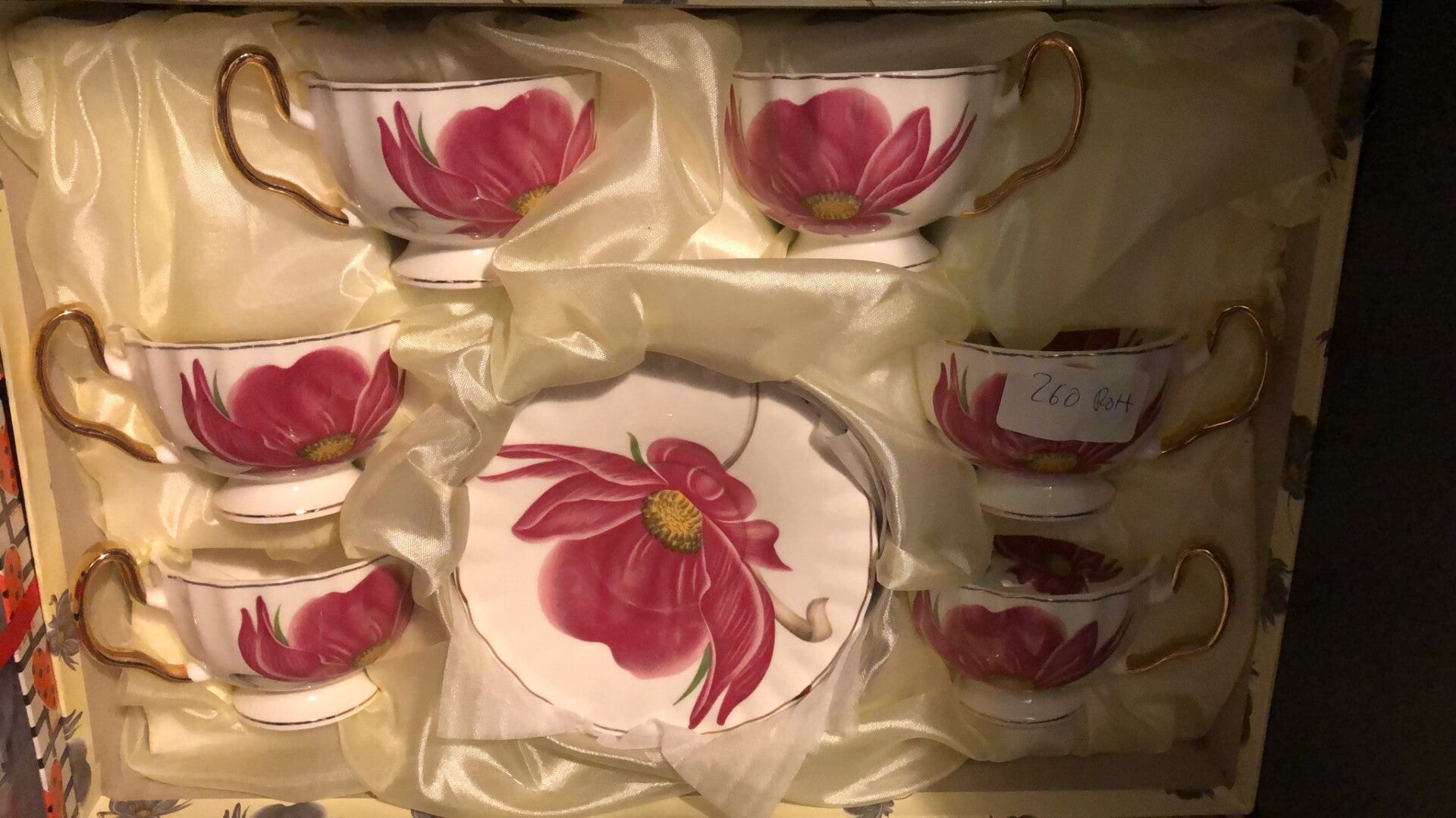 SET LUX, 6 CANITE DE CAFEA CU FARFURIE