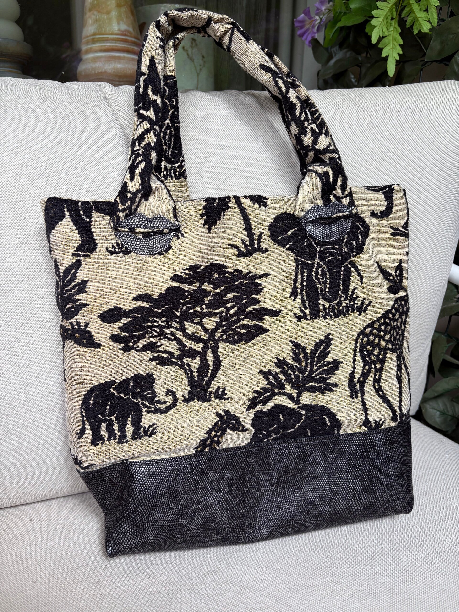 Safari Tas