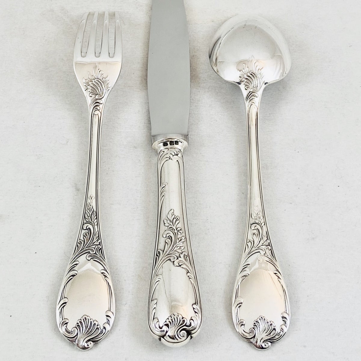 Christofle “Marly” collection canteen, 12 place settings, silver