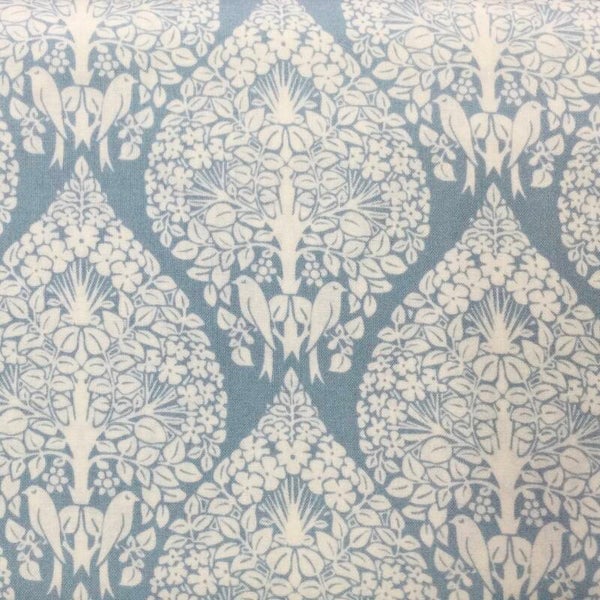 William Morris The Lavena Blue  Per 25cm