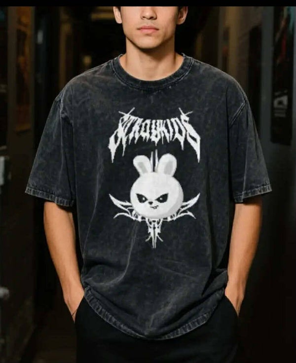 StrayKids Lee Know  Domin Ate World Tour 2024-2025