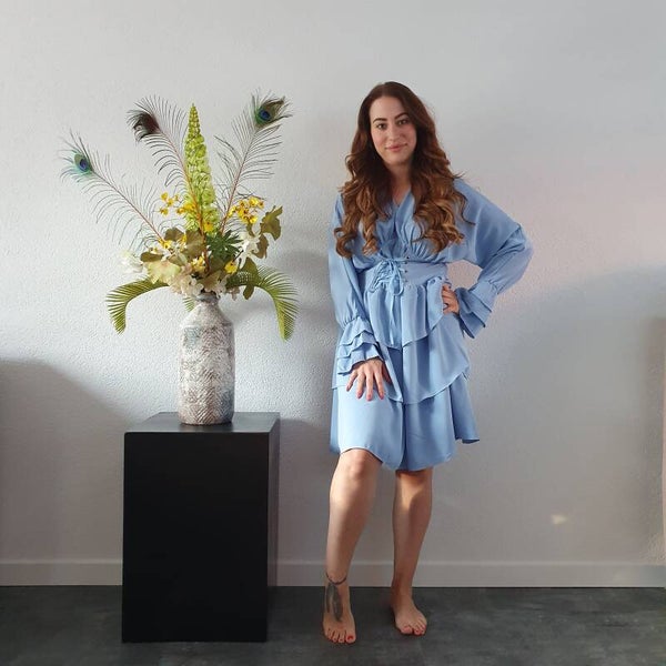 Lichtblauw met korsetsluiting