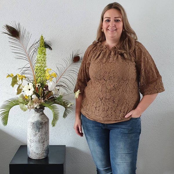 Top met kant Camel