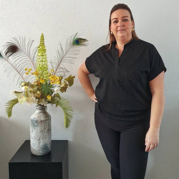 Top Zwart met ZigZag glitterprint