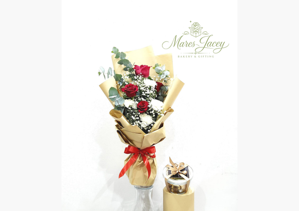 Golden Rose Bouquet & Treat Set