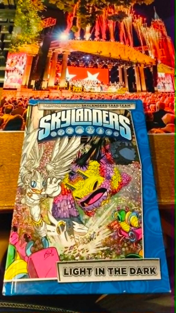 Skylanders: Light In The Dark