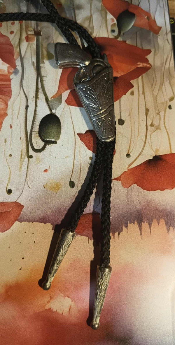 Texas-Tie / Bola Tie Gun !