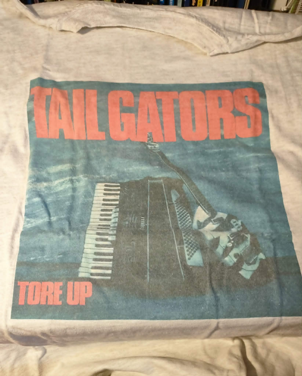 Tail Gators - Tore Up