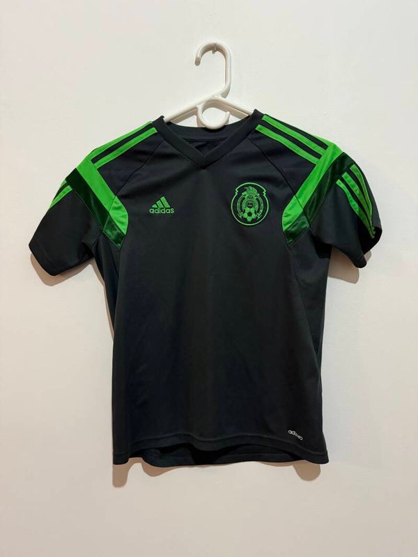 Jersey Mexico con 50% de descuento, talla M niño