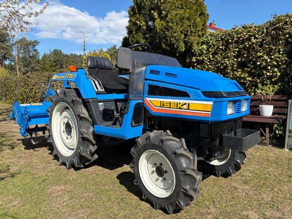 Iseki TU175 z glebogryzarką 4x4, wspomaganie kierownicy