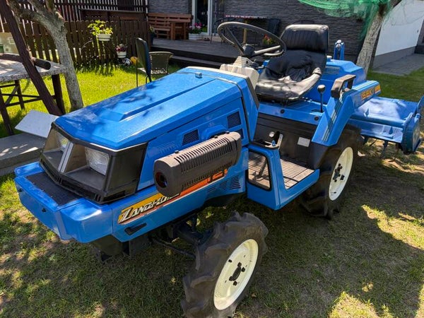 Traktorek Iseki TU 120 w zestawie glebogryzarka