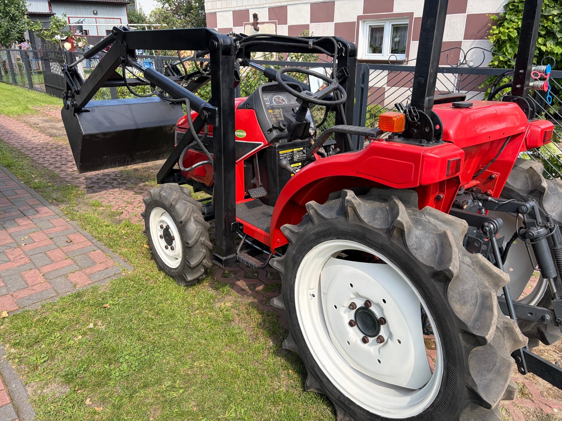 Mitsubishi MT205 z nowym turem