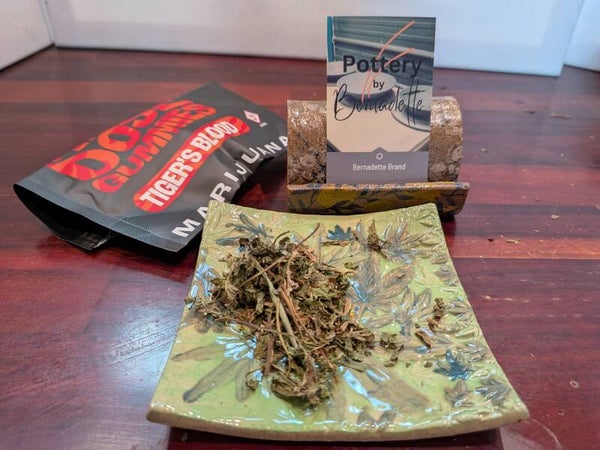 cannibis dish, square