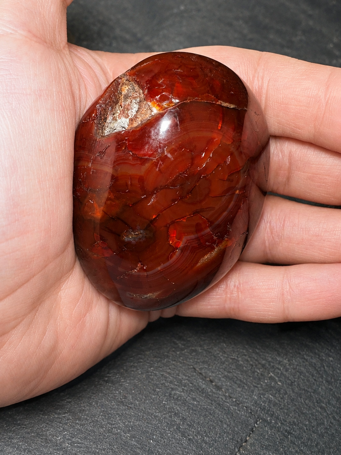 Carnelian Agate Palm Stones