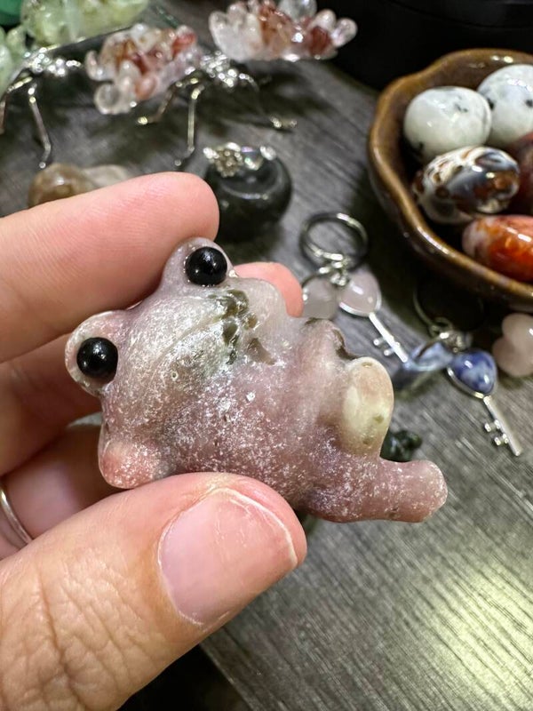 Cute Frog Carving