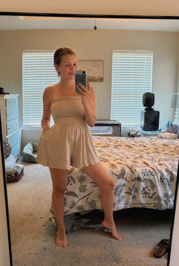 Ashmocha Strapless Flowy Romper