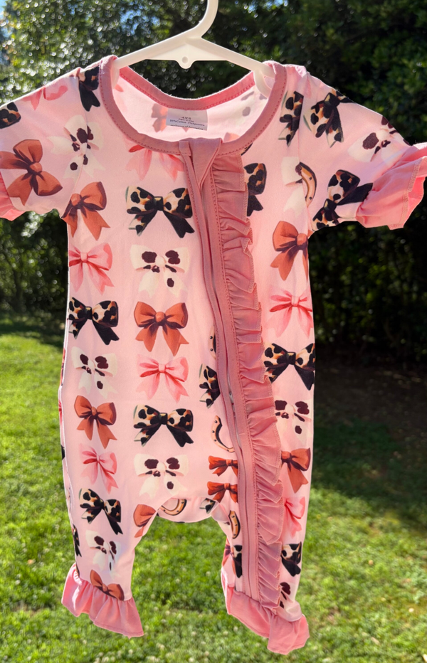Cow Bow Zippy