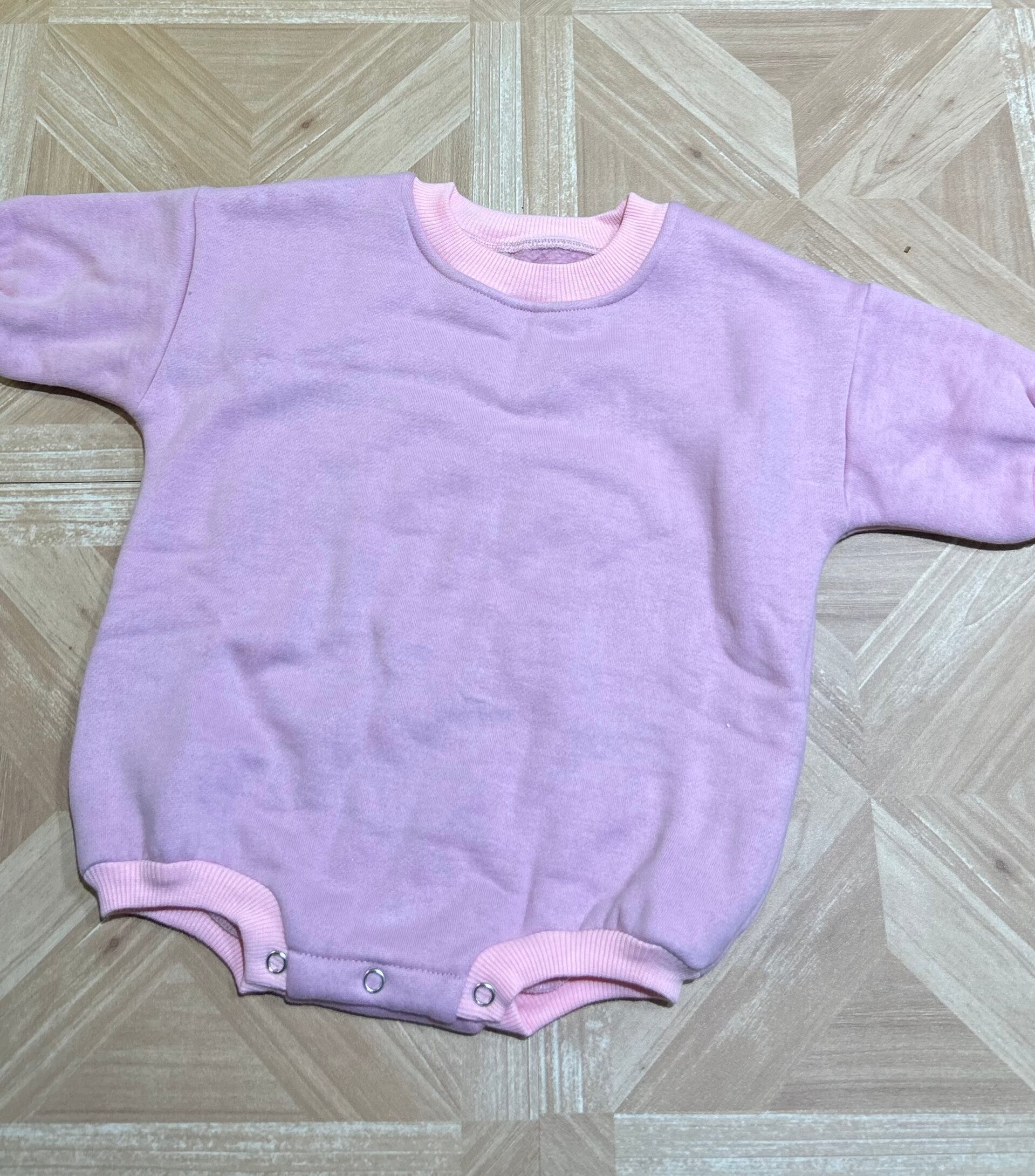 Baby Pink Crewneck Bubble