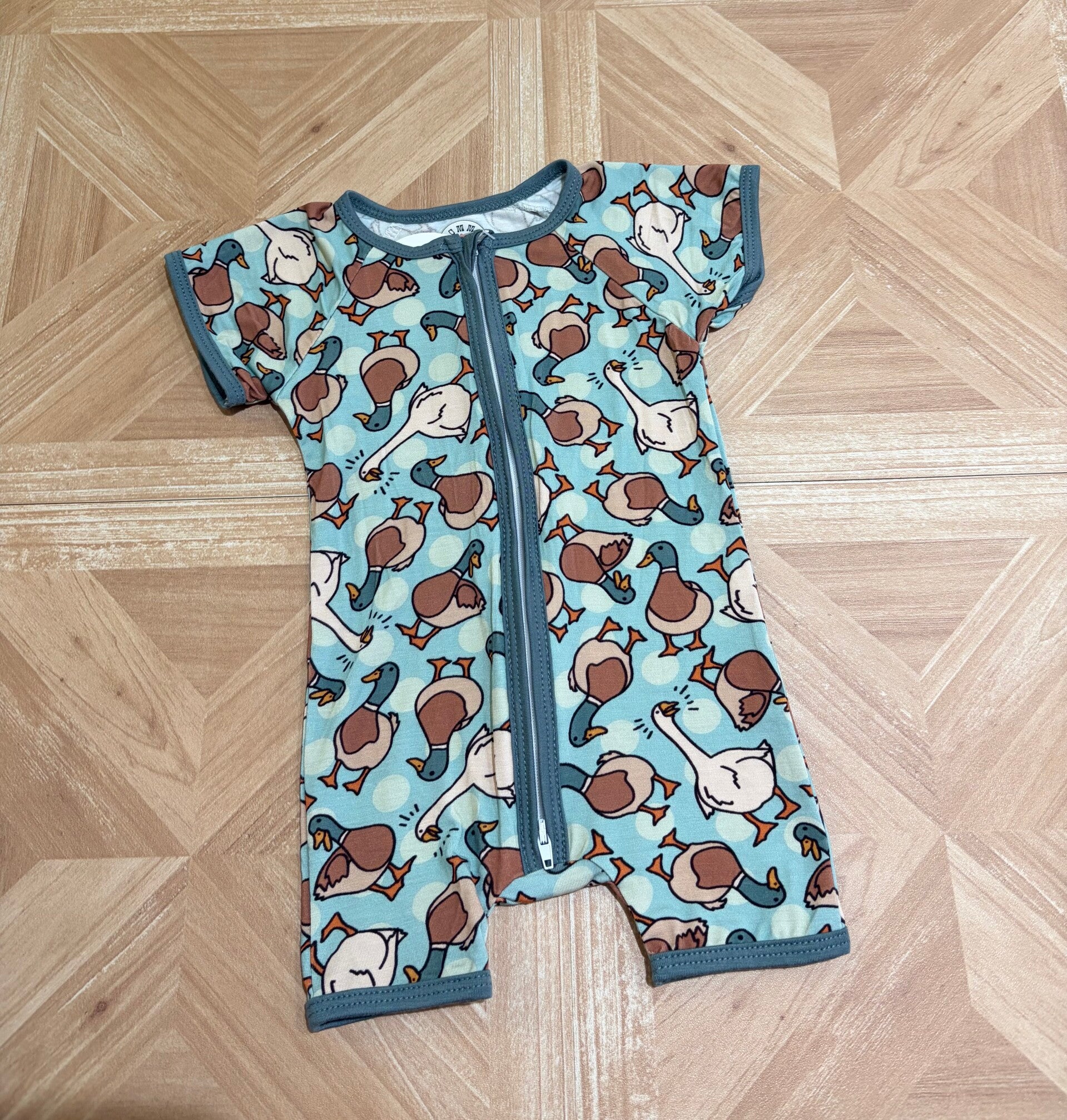 Duck Duck Goose Shortie