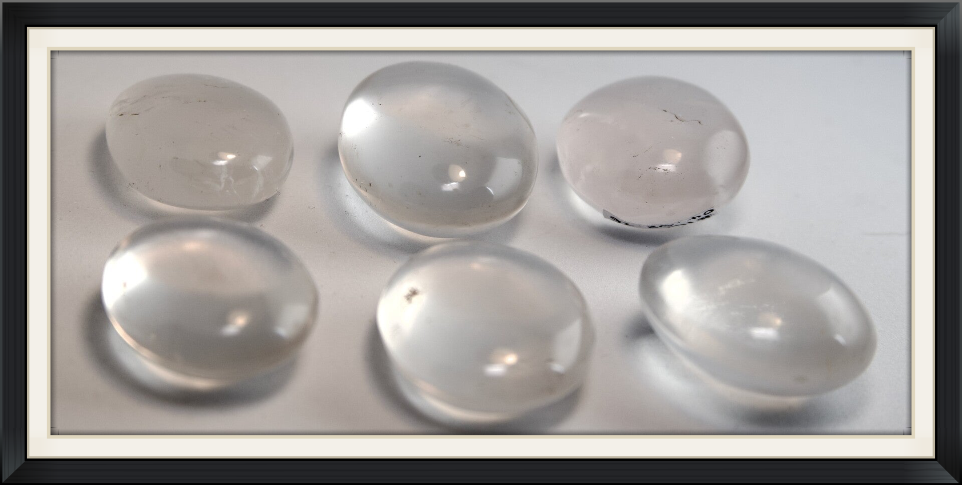 🤍 Polished Clear Quartz ‘Girasol’ Pebbles – Madagascar