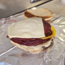 1000003261-standard.jpg