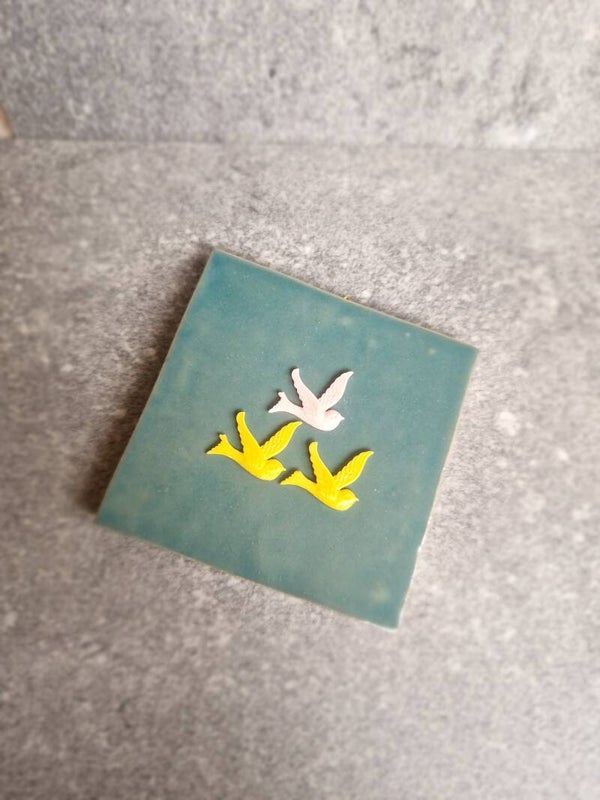Tegel vogels geel