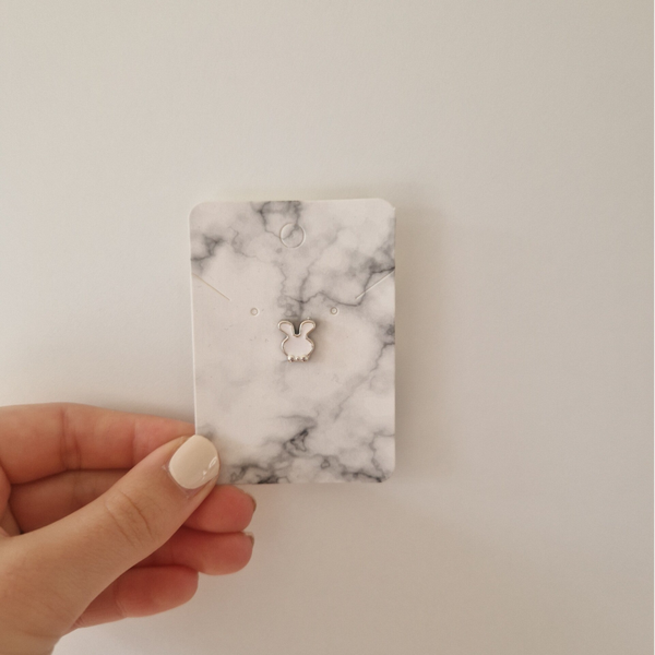 Pin konijntje wit