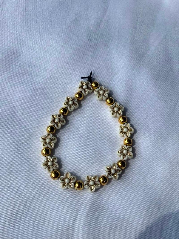 Armband met bloemen