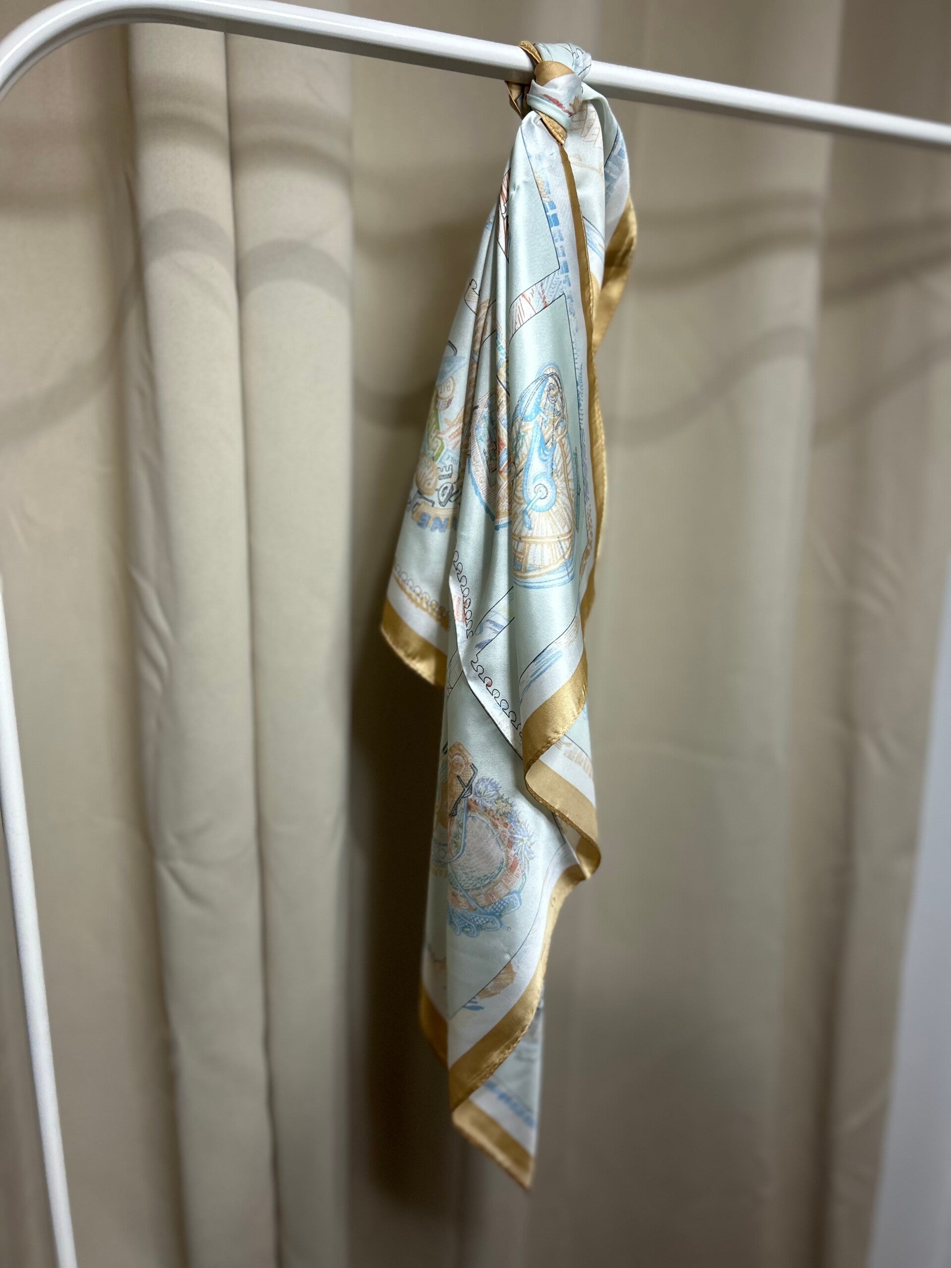 PAÑUELO CREMA