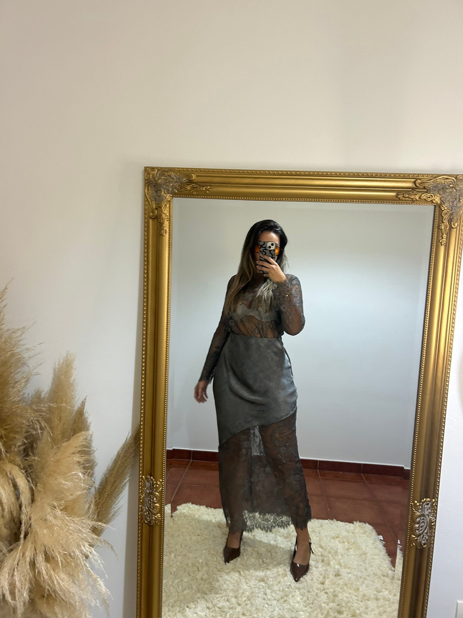 FALDA SATÉN ENCAJE GRIS