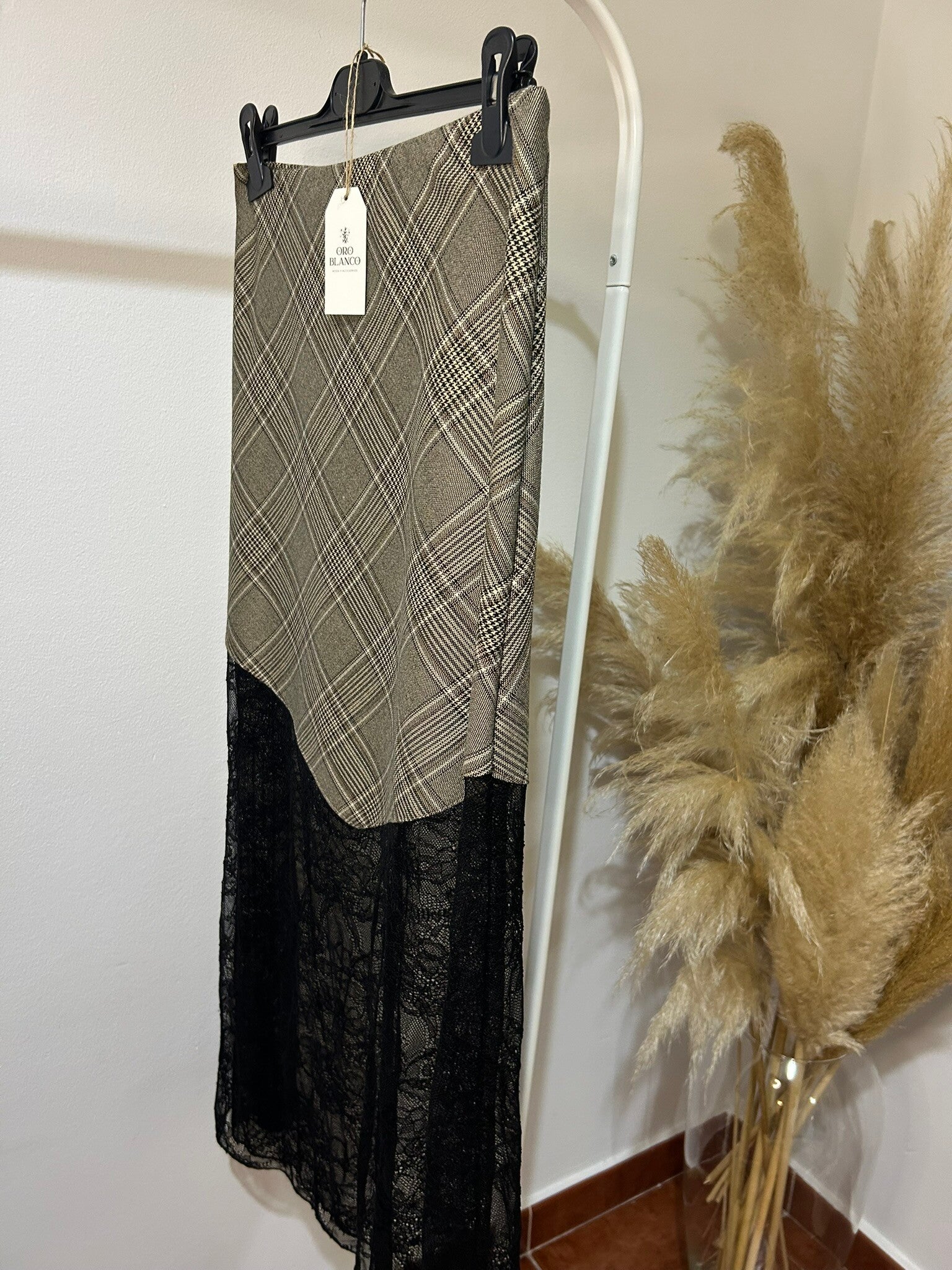 FALDA CUADROS ENCAJE