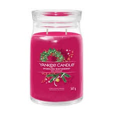 Yankee Candle – Sparkling Winterberry Signature Large Jar
