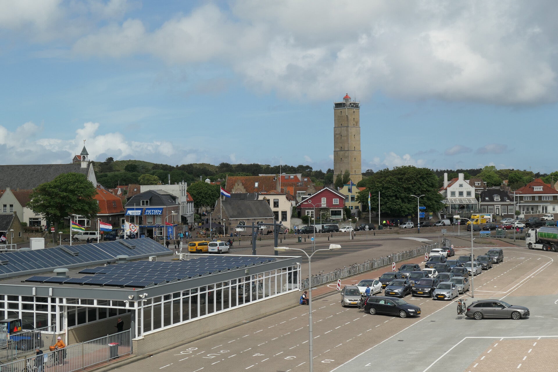Uitzicht vanaf de veerboot.