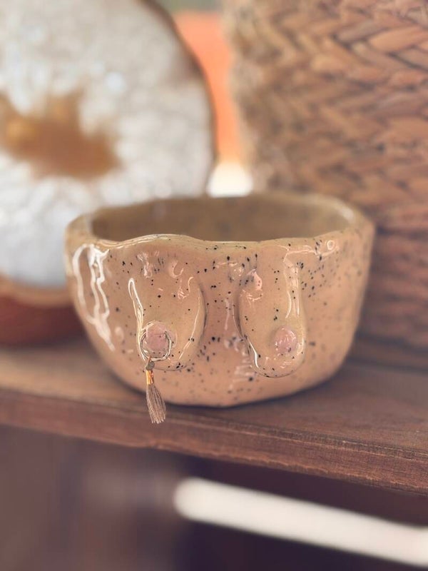 boobie Mok “Cheeky Piercing”