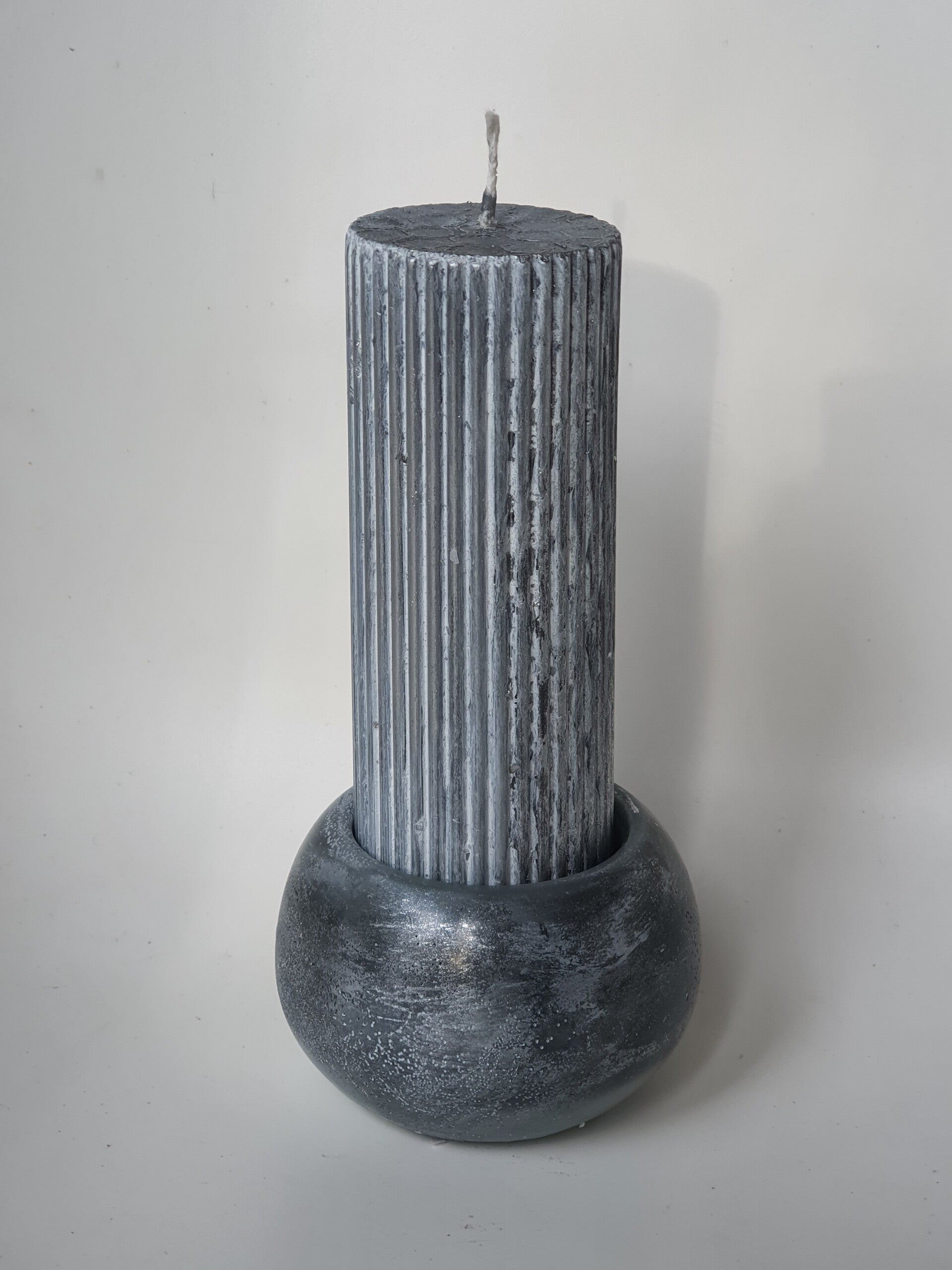 Ribbel stompkaars + Kandelaar Bol Herfst/Winter