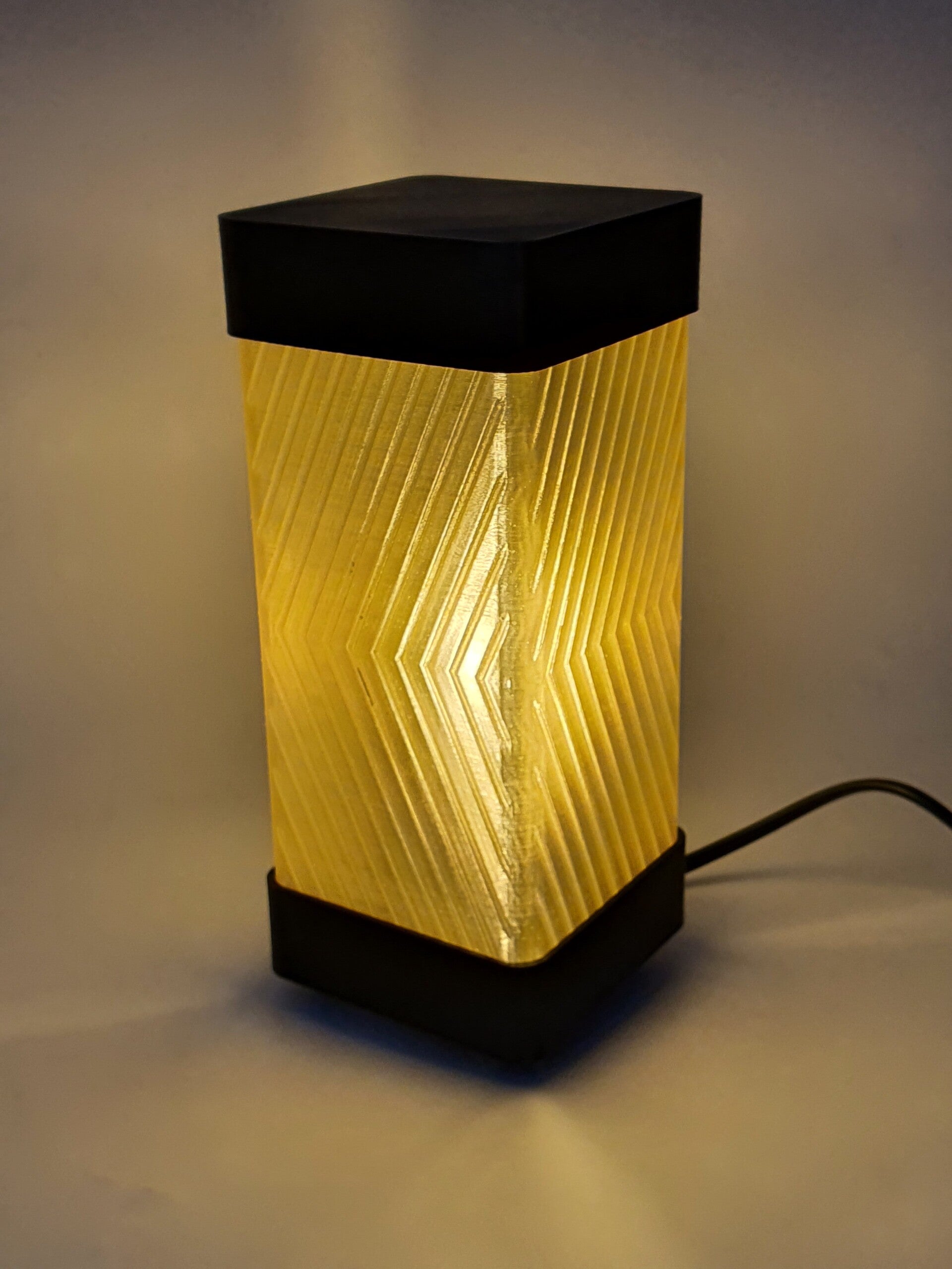 Chevron Boxer tafellamp