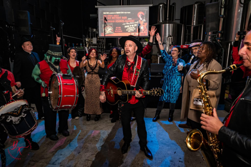 Bucket list item, Singing with the Voodoos!