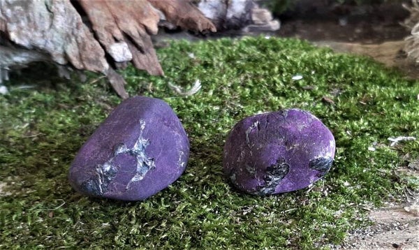 Purpuriet knuffelstenen