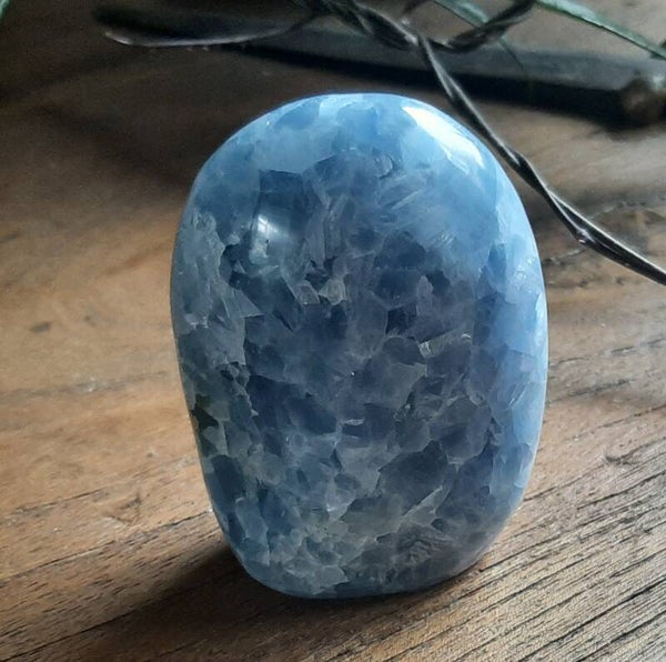 Calciet blauw sculptuur 3